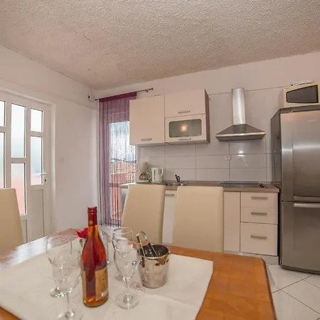 Apartment In Okrug Gornji With Sea View, Balcony, Air Conditioning, Wifi 5048-4