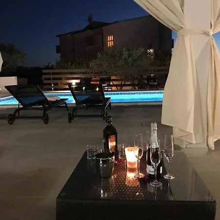 In Okrug Gornji With Sea View, Balcony, Air Conditioning, Wifi 5048-4 *