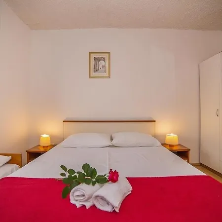 Apartment In Okrug Gornji With Sea View, Balcony, Air Conditioning, Wifi 5048-4 Trogir