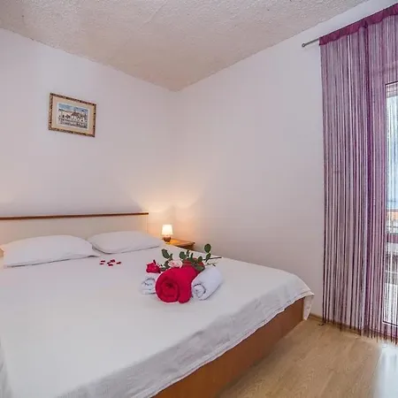 In Okrug Gornji With Sea View, Balcony, Air Conditioning, Wifi 5048-4 Apartment *