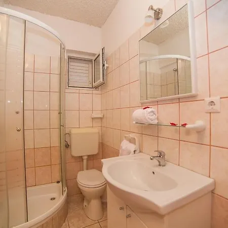 In Okrug Gornji With Sea View, Balcony, Air Conditioning, Wifi 5048-4 Apartment Trogir