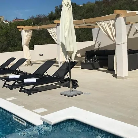 In Okrug Gornji With Sea View, Balcony, Air Conditioning, Wifi 5048-4 Apartment Trogir